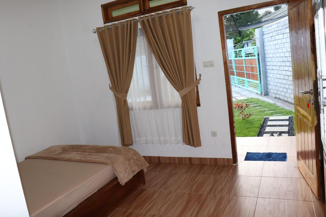 Room 212 Kuta  المظهر الخارجي الصورة