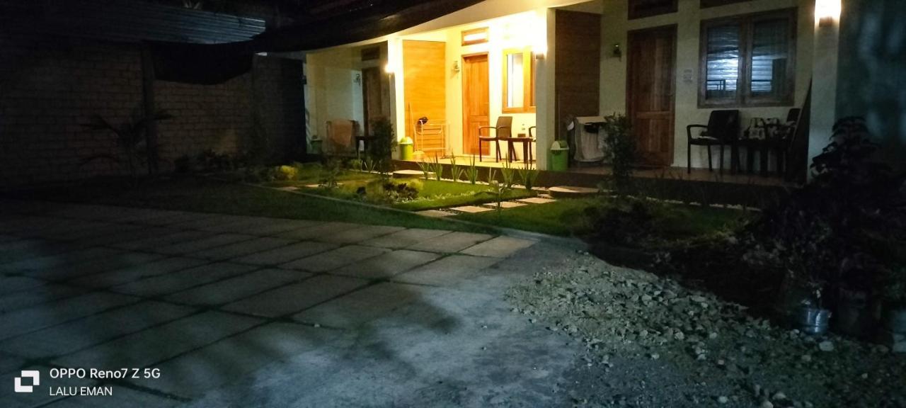 Room 212 Kuta  المظهر الخارجي الصورة