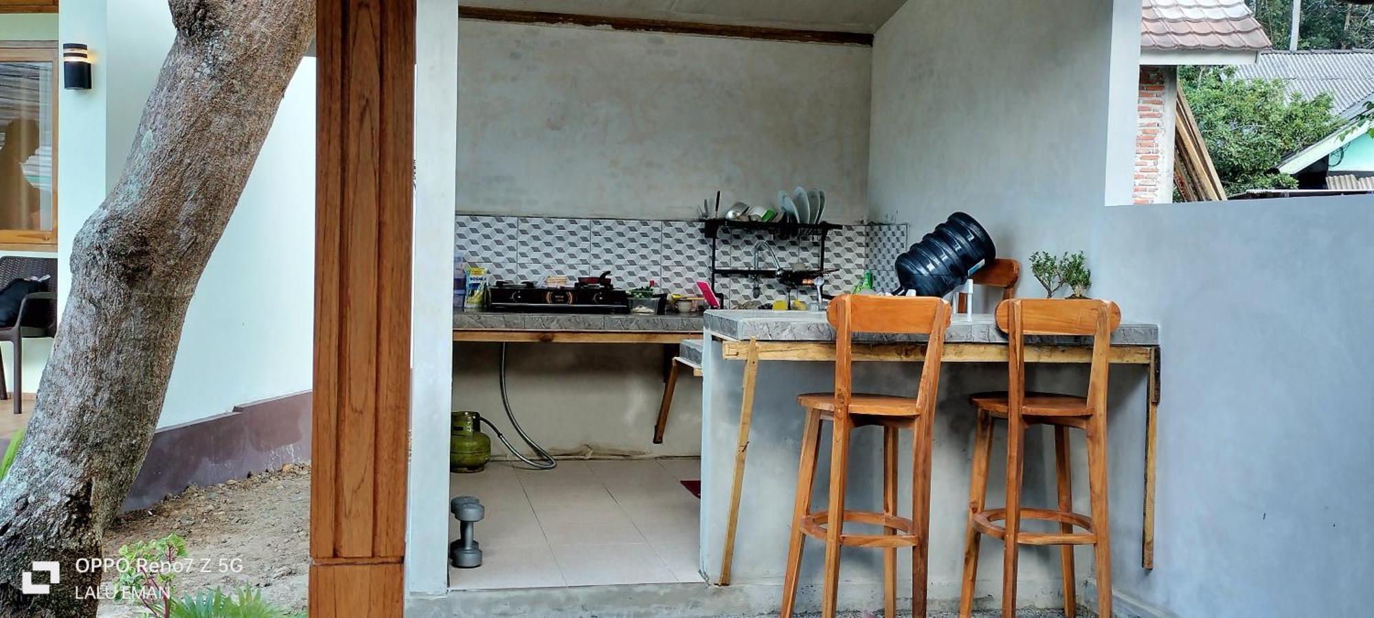 Room 212 Kuta  المظهر الخارجي الصورة